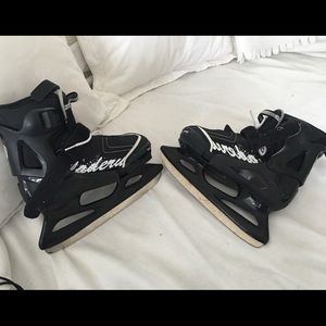 Boys ice skates bladerunner by Rollerblade 5 youth